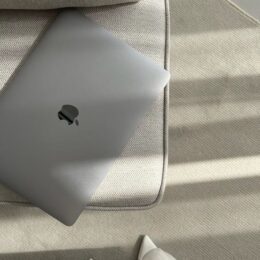 The Discreet Power of AI in Crafting a Luxe Brand Experience